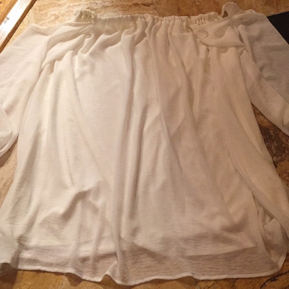 Love Culture Offtheshoulder tunic ivory longsleeve - Picture 4 of 4